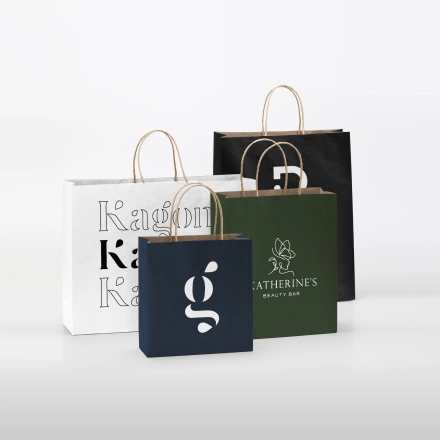Torba papierowa promocyjna brązowa na prezent 40cm/12cm/32cm 50 sztuk – odzież robocza Modern Company - inne ujęcie