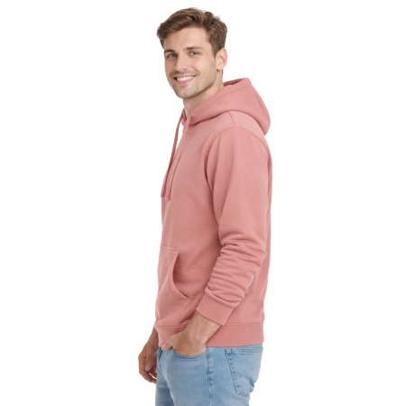 Bluza Dresowa Meska Z Kapturem I Kieszeniami Kolor Odcien Losos Widok Z Boku Bluza Dresowa Meska Z Kapturem I Kieszeniami Kolor Odcien Losos Widok Z Boku