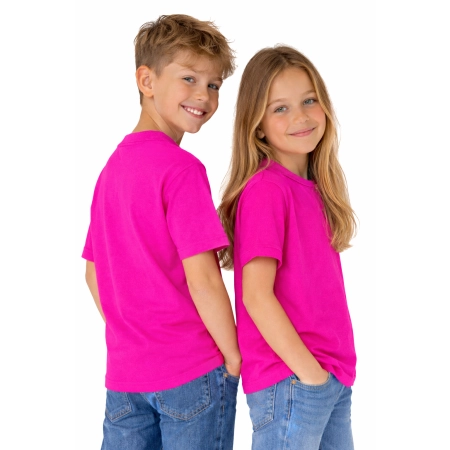 T Shirt Dzieciecy Dla Chlopca I Dziewczynki Kolor Fuksja Widok Z Boku T Shirt Dzieciecy Dla Chlopca I Dziewczynki Kolor Fuksja Widok Z Boku