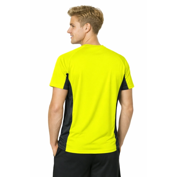 Koszulka Sportowa Z Ciemnymi Wstawkami Bocznymi Kolor Zolty Fluo Widok Z Tylu