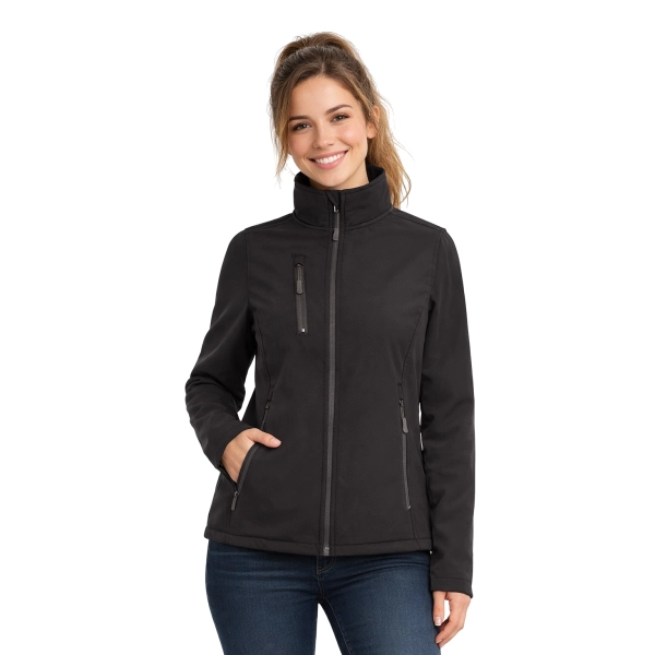 Kurtka Damska Softshell Z Kieszeniami Zapinanan Na Zamek Kolor Czarny
