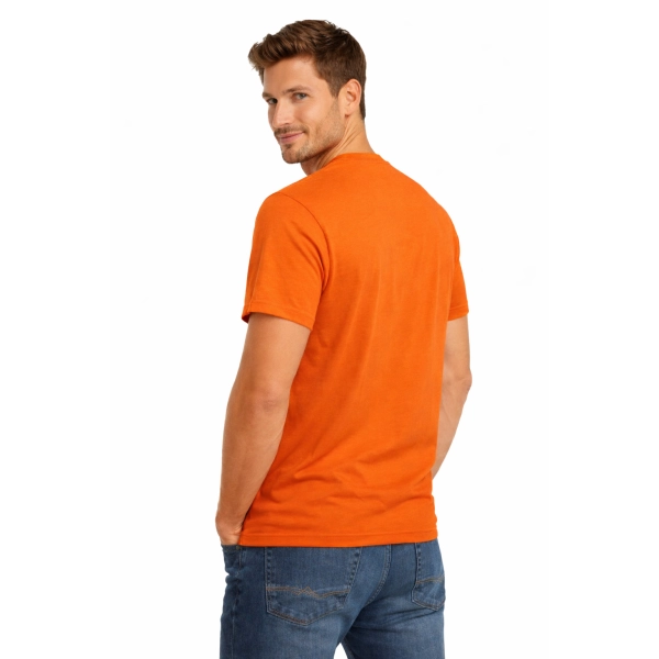 T Shirt Meski Krotki Rekaw 100 Bawelna Kolor Pomaranczowy Widok Z Tylu
